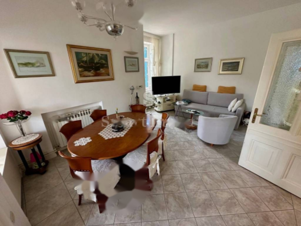 Квартира в Опатии, Хорватия, 87 м² - фото 1