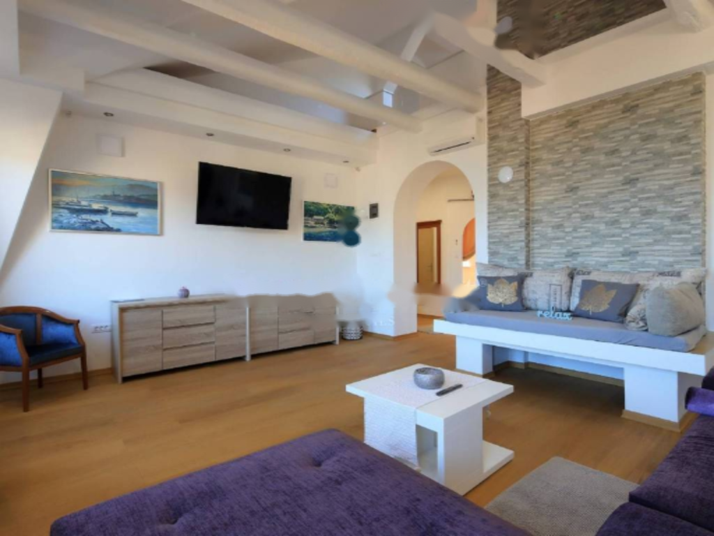 Квартира в Опатии, Хорватия, 170 м² - фото 1