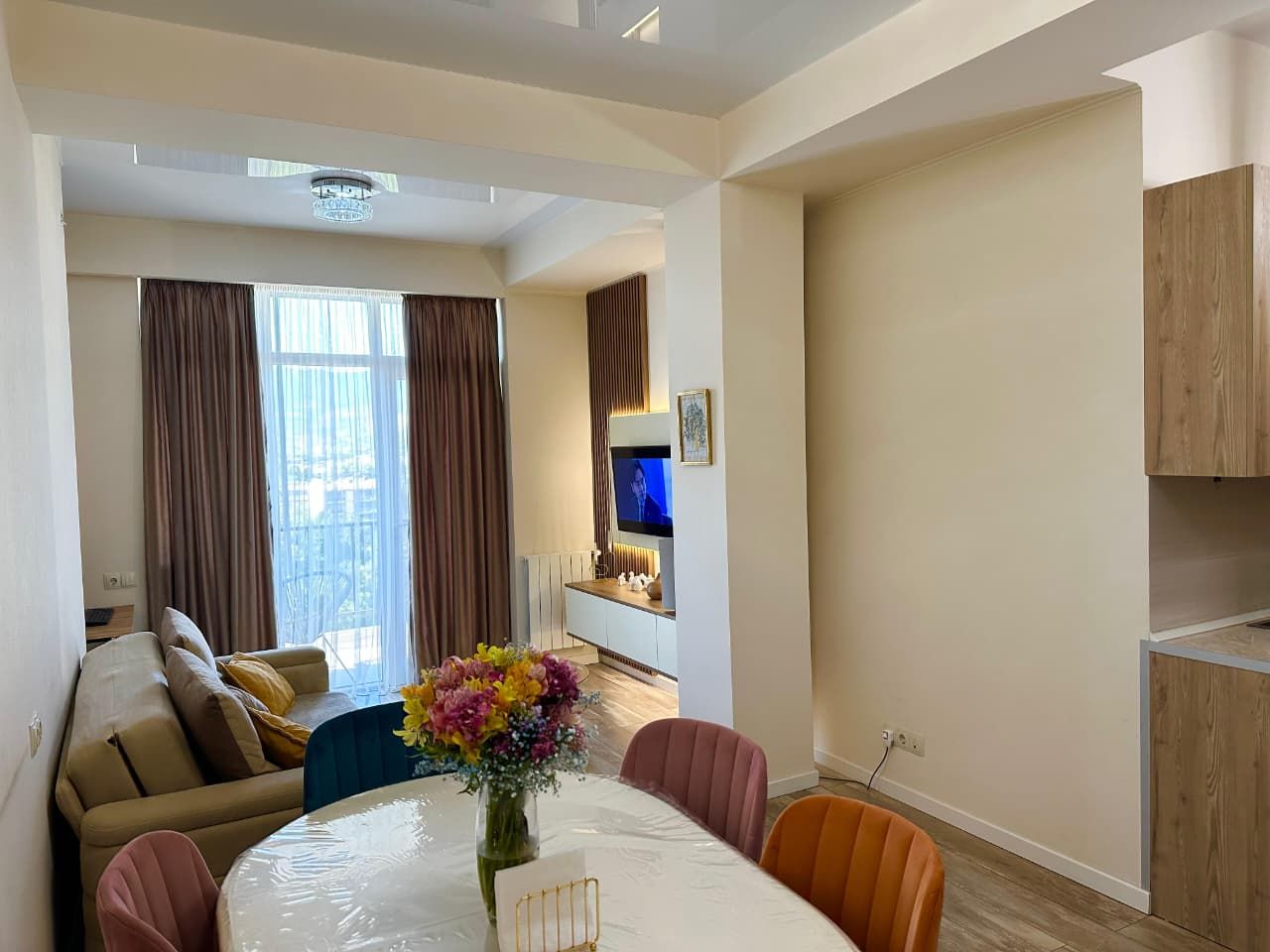 Квартира в Тбилиси, Грузия, 80 м² - фото 2