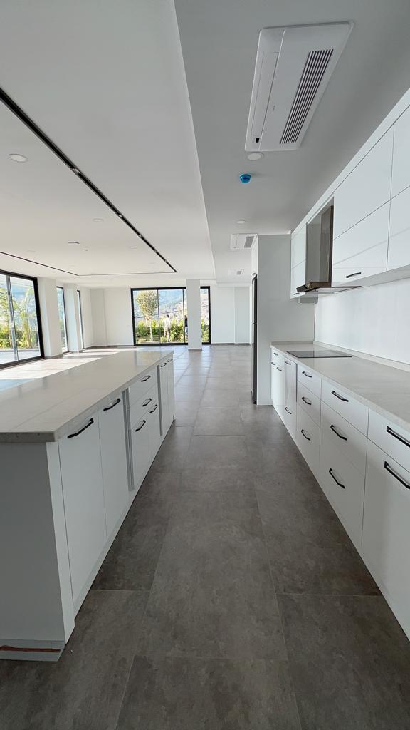 Вилла в Алании, Турция, 680 м² - фото 14