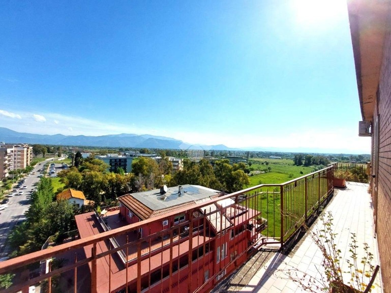 Пентхаус в Латина, Италия, 116 м² - фото 1