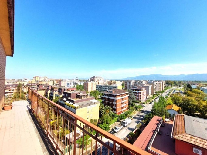 Пентхаус в Латина, Италия, 116 м² - фото 4