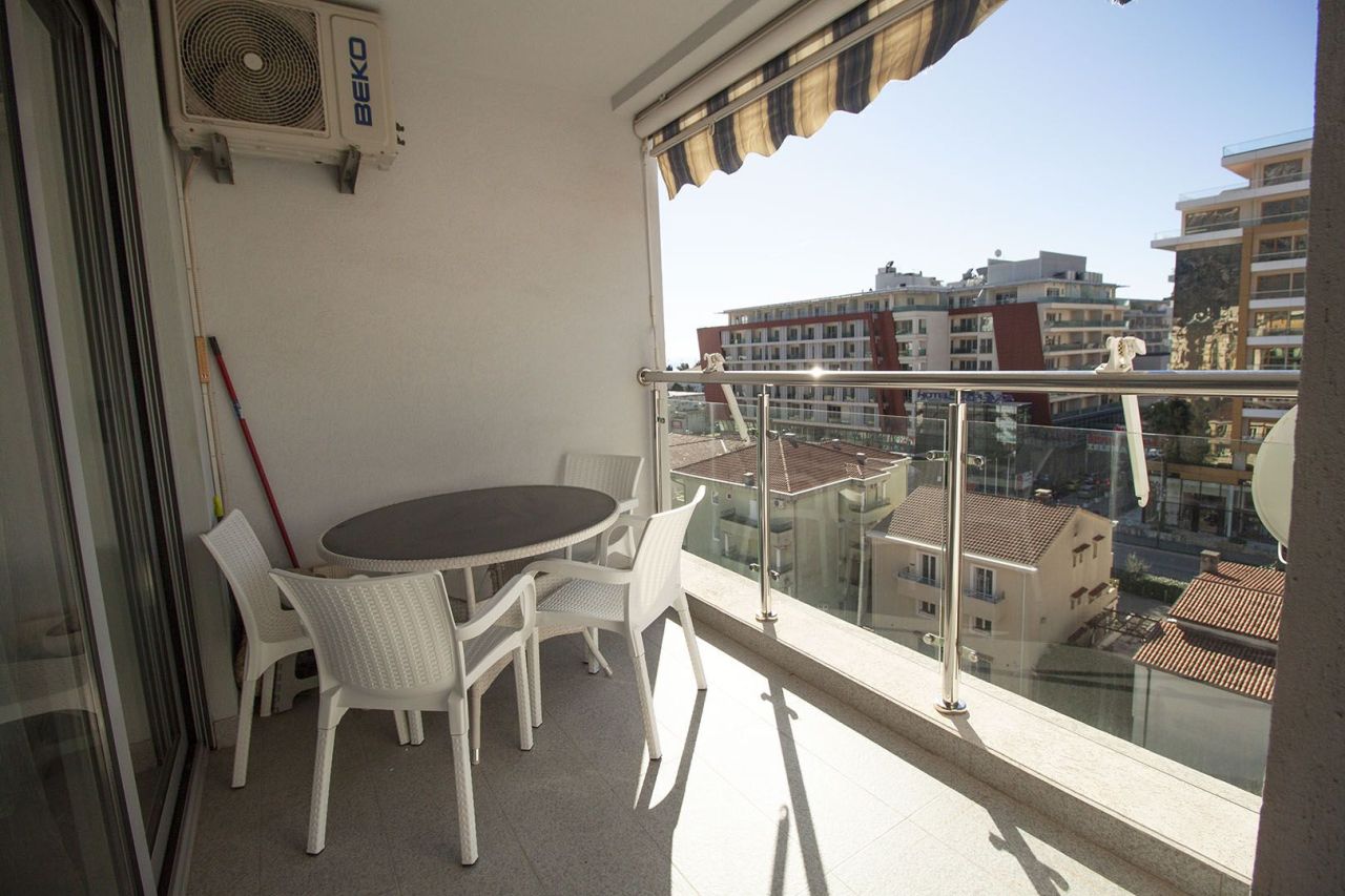 Квартира в Будве, Черногория, 54 м² - фото 4