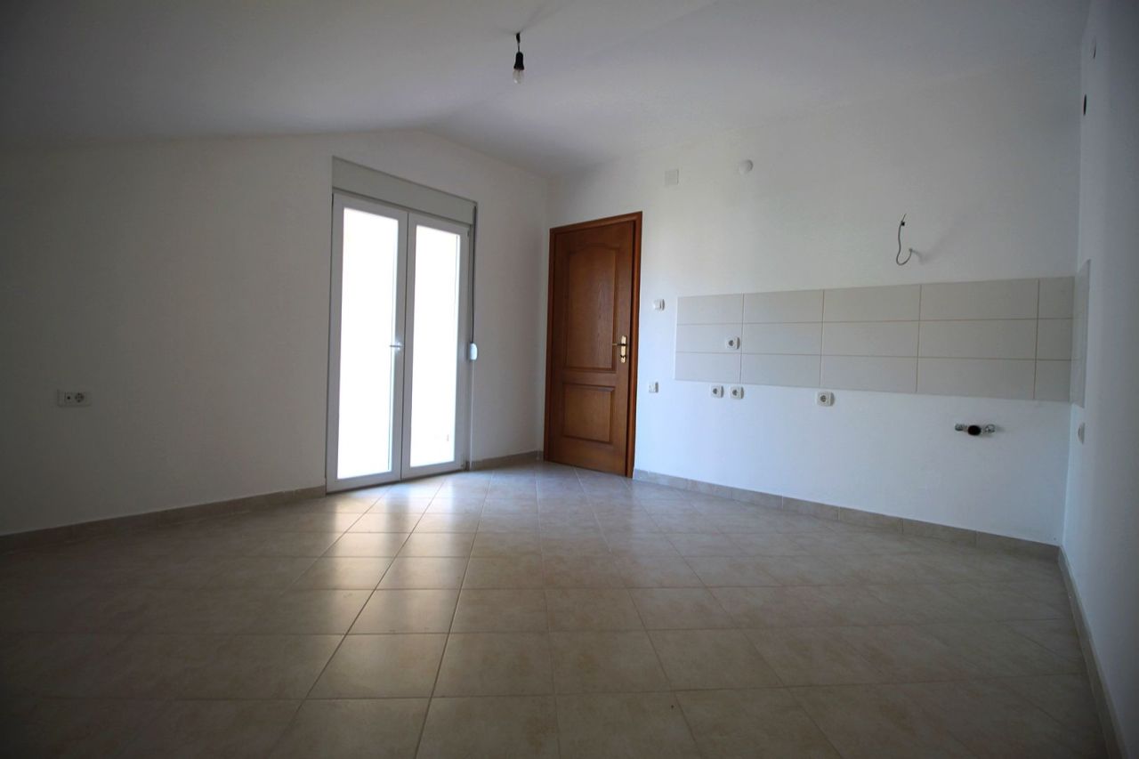 Дом в Баре, Черногория, 188 м² - фото 10