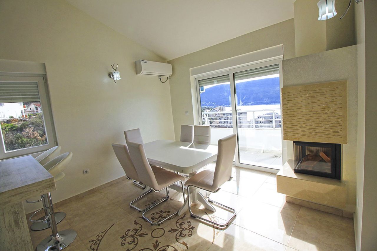 Квартира в Херцег-Нови, Черногория, 112 м² - фото 3