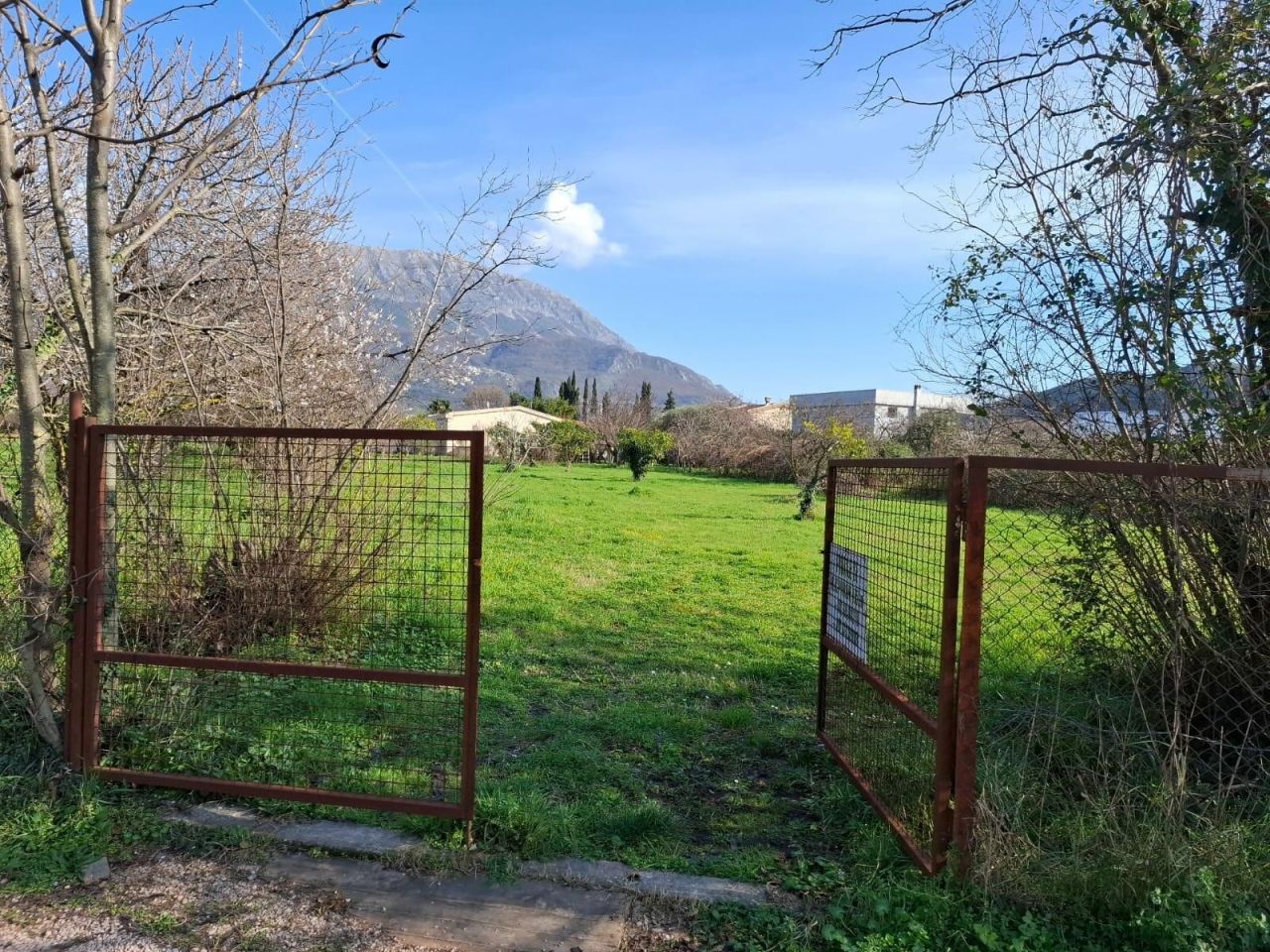 Земля в Баре, Черногория, 3 752 м² - фото 1