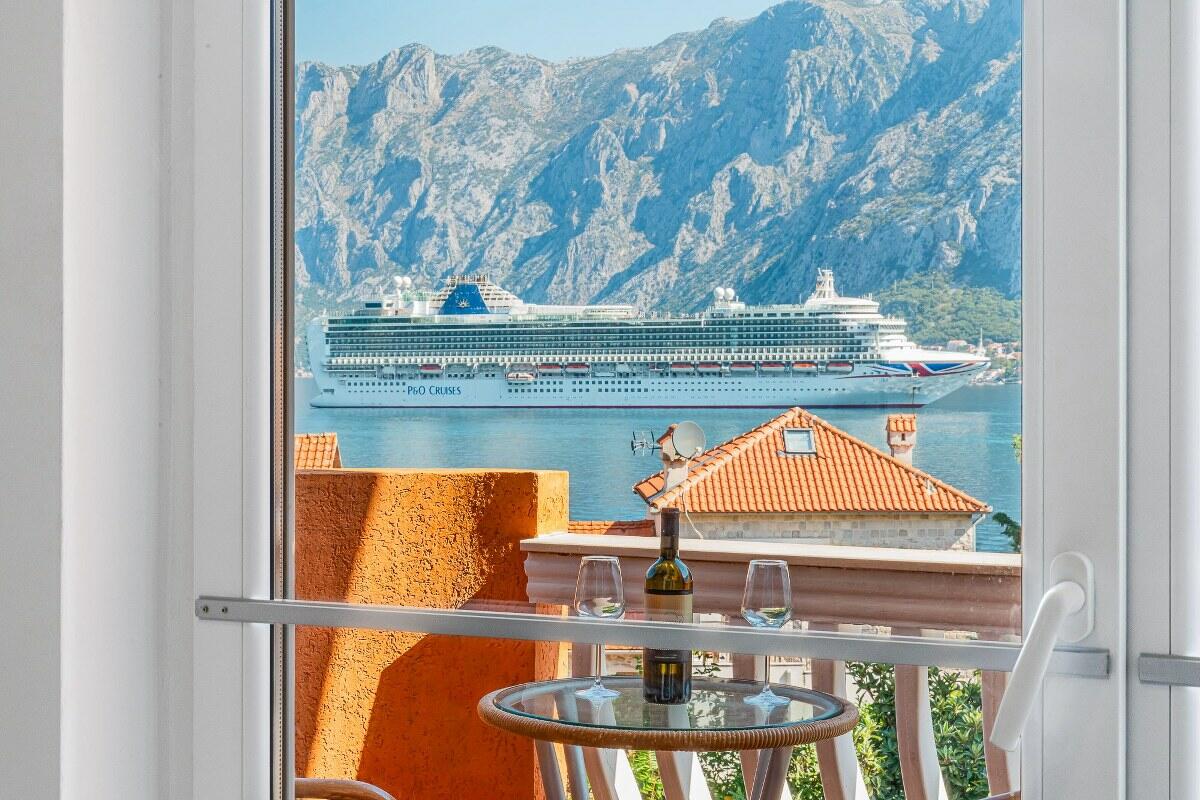 Квартира в Прчани, Черногория, 43 м² - фото 1