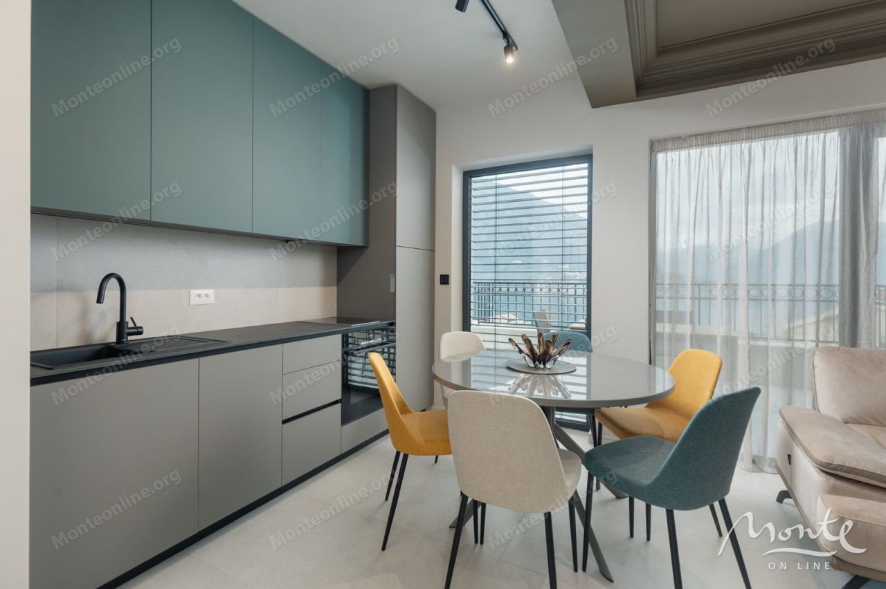 Апартаменты в Доброте, Черногория, 191 м² - фото 4