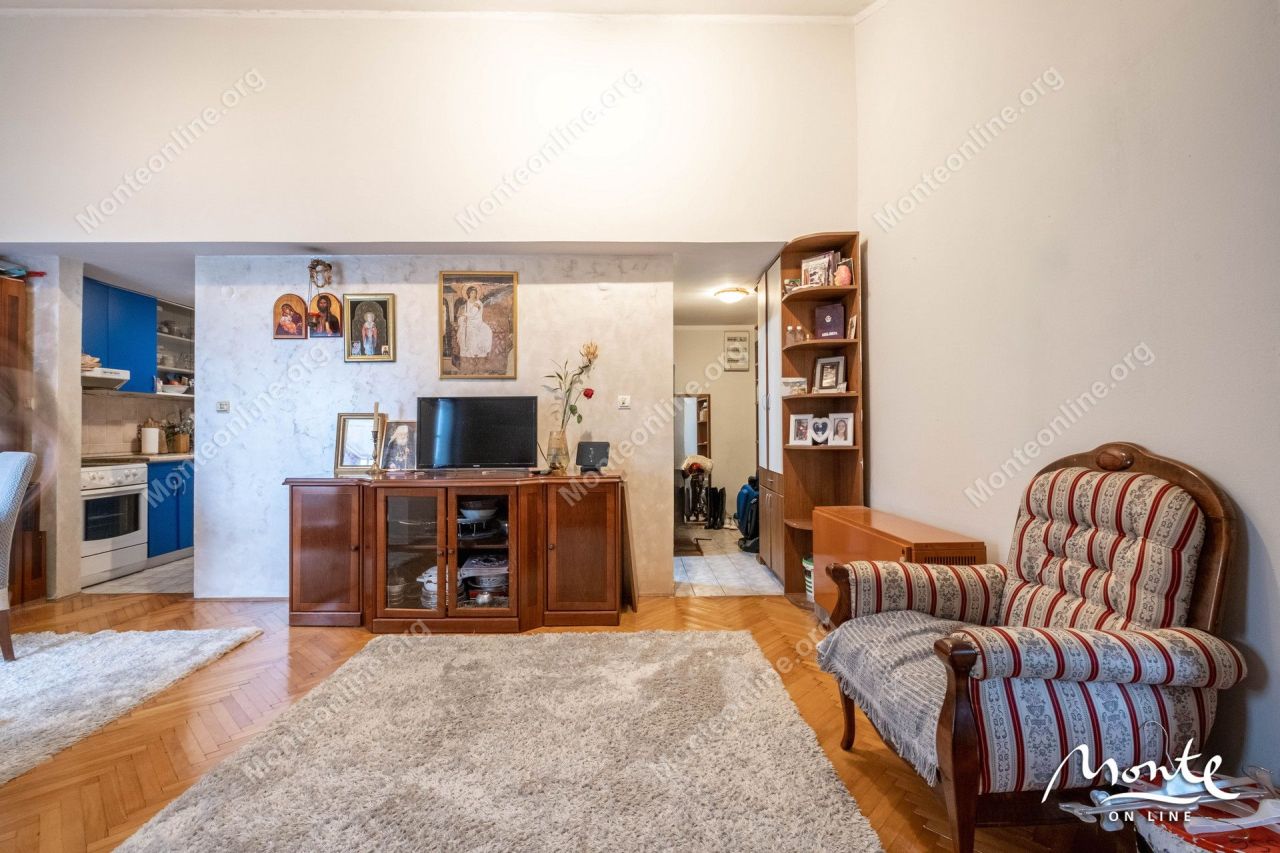 Апартаменты в Тивате, Черногория, 63 м² - фото 8