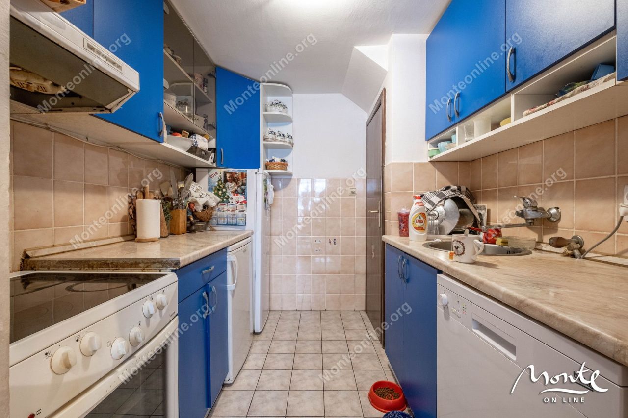 Апартаменты в Тивате, Черногория, 63 м² - фото 15