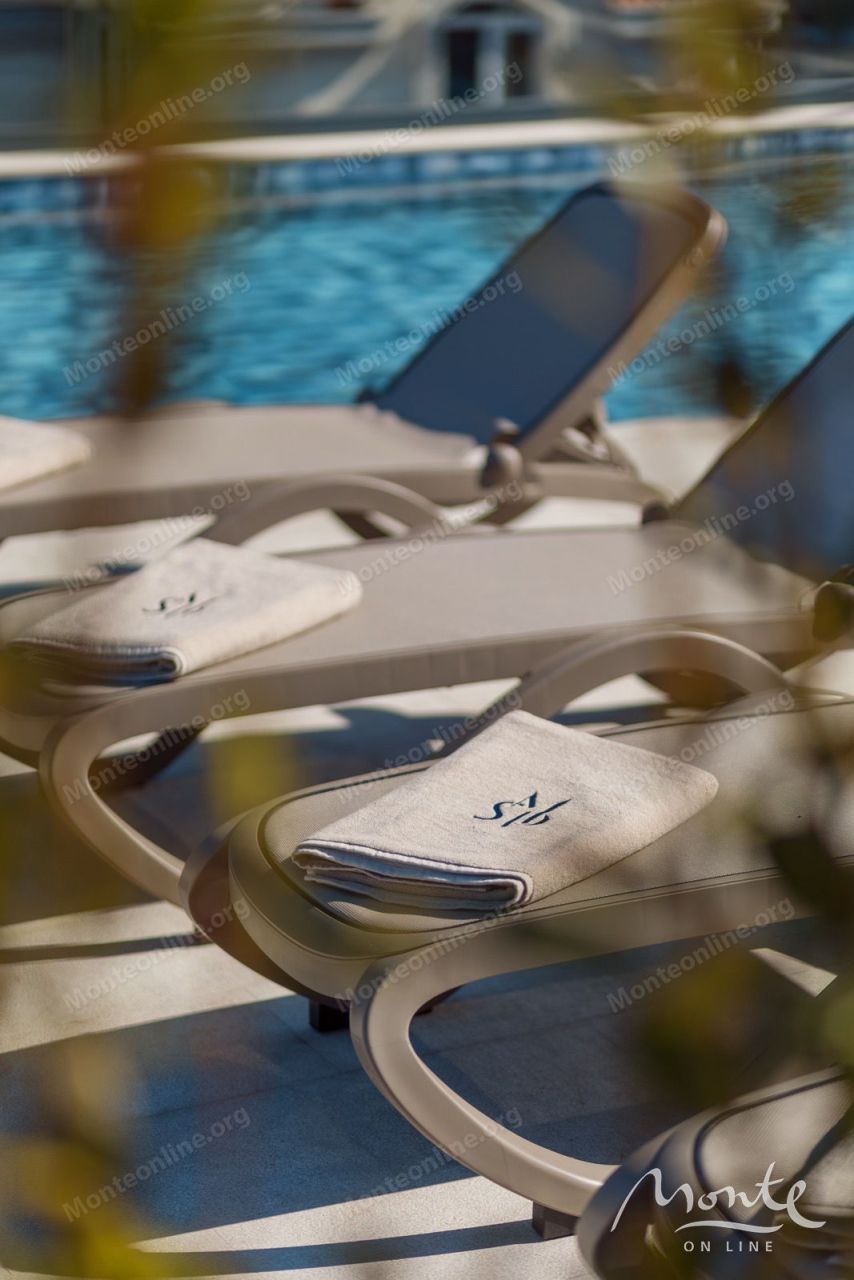 Апартаменты в Доброте, Черногория, 191 м² - фото 19