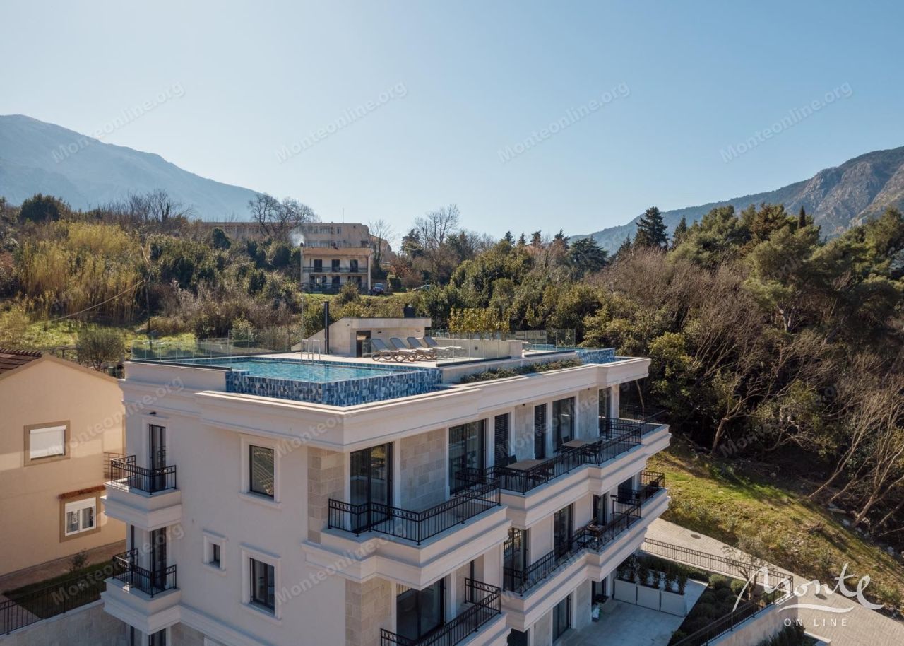 Апартаменты в Доброте, Черногория, 204 м² - фото 19