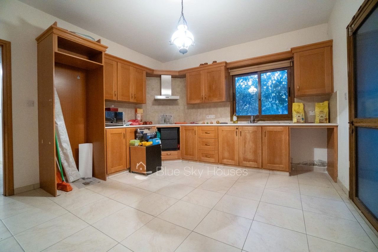 Вилла в Лимасоле, Кипр, 212 м² - фото 5