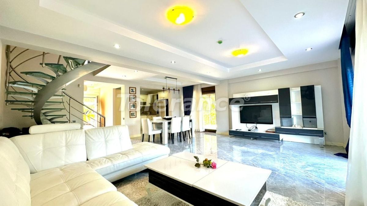 Вилла в Чамьюве, Турция, 200 м² - фото 12