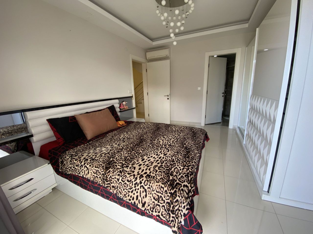 Апартаменты в Алании, Турция, 250 м² - фото 13