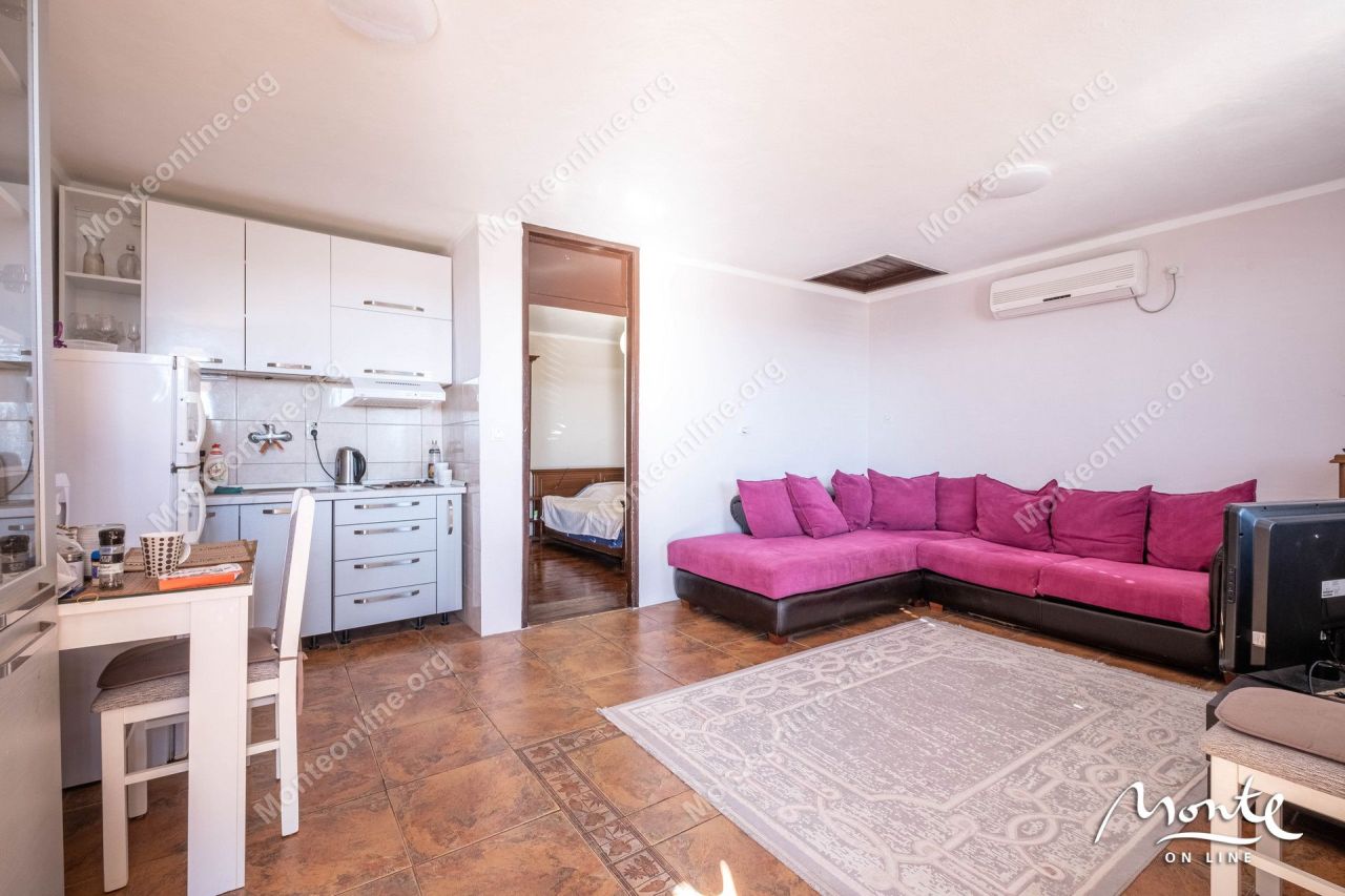 Вилла в Тивате, Черногория, 153 м² - фото 10