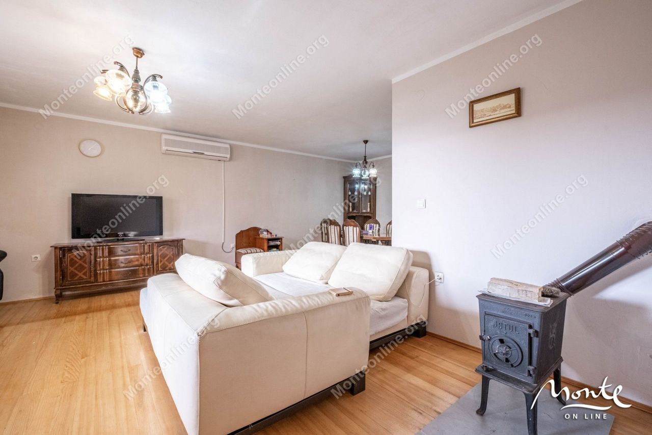 Вилла в Тивате, Черногория, 153 м² - фото 11