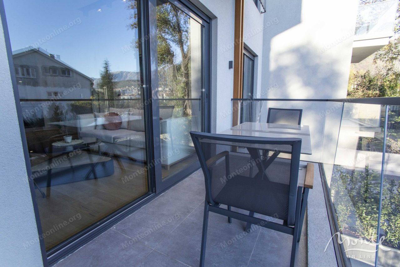 Апартаменты в Тивате, Черногория, 45.5 м² - фото 12