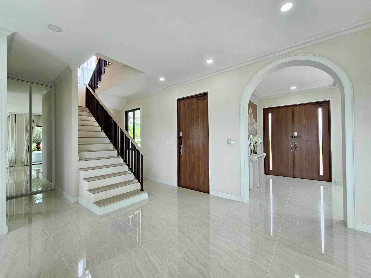 Вилла в Паттайе, Таиланд, 221 м² - фото 17