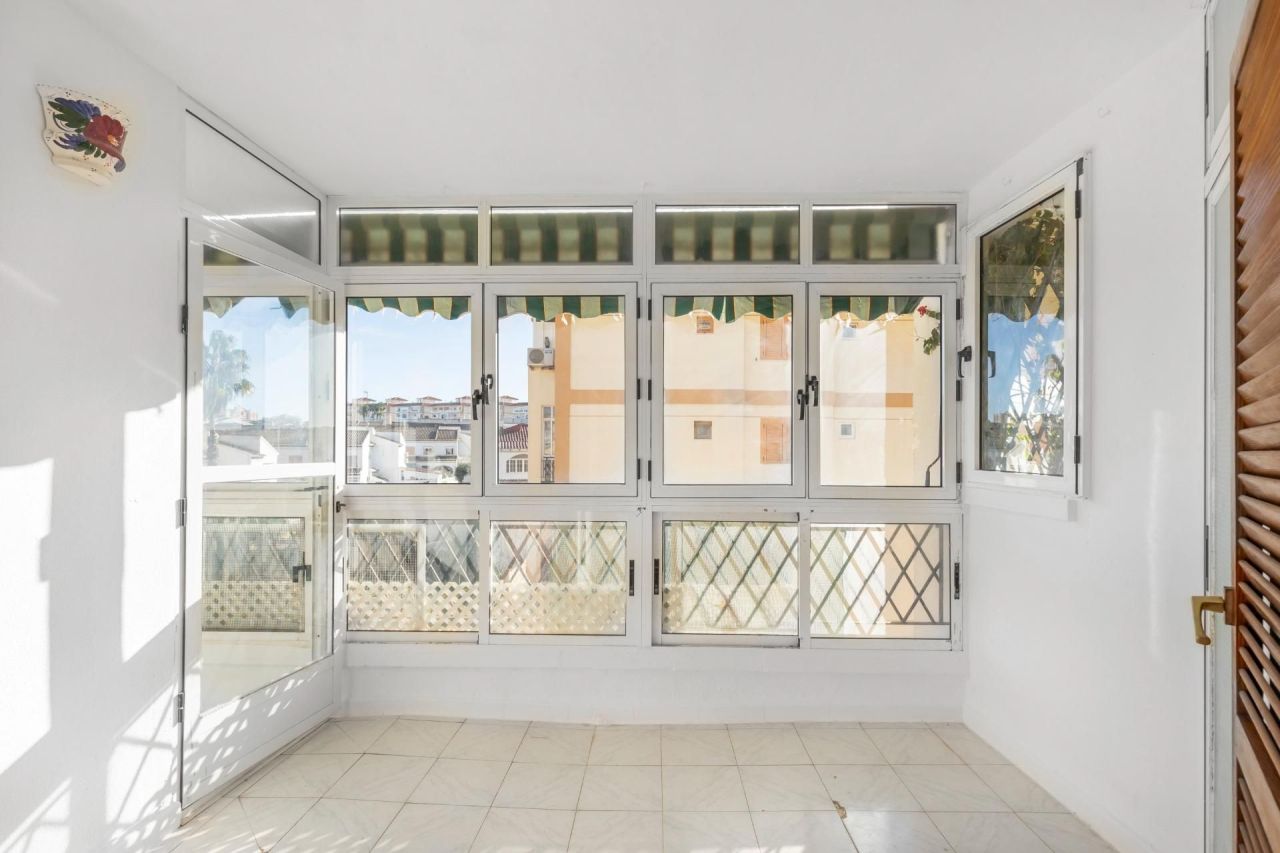 Квартира в Торревьехе, Испания, 54 м² - фото 8