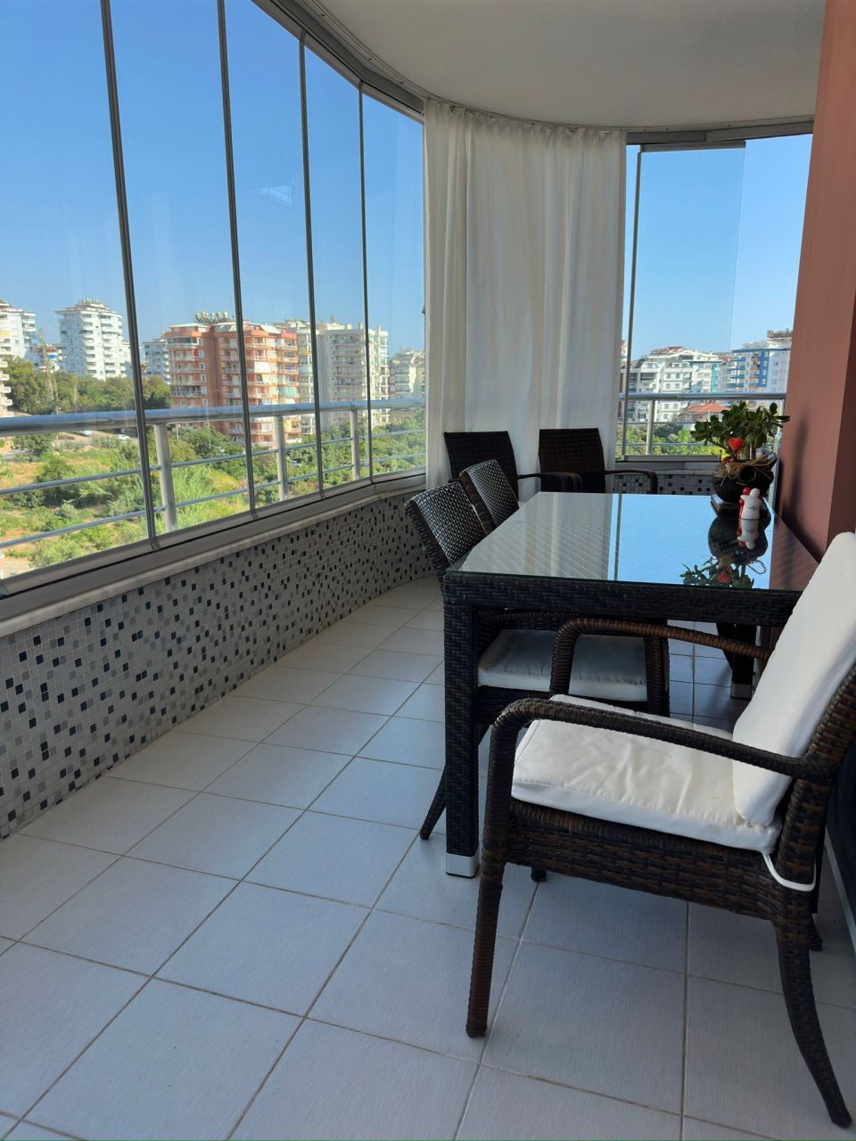 Квартира в Алании, Турция, 140 м² - фото 1