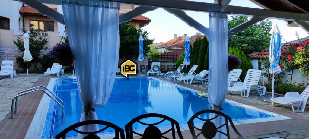 Отель, гостиница в Бяле, Болгария, 1 028 м² - фото 7