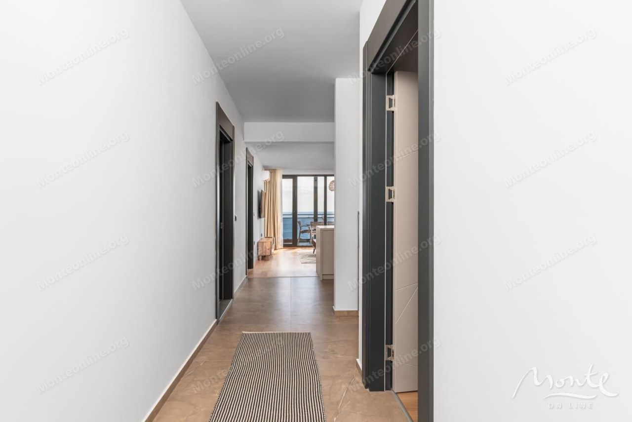 Апартаменты в Святом Стефане, Черногория, 67 м² - фото 9