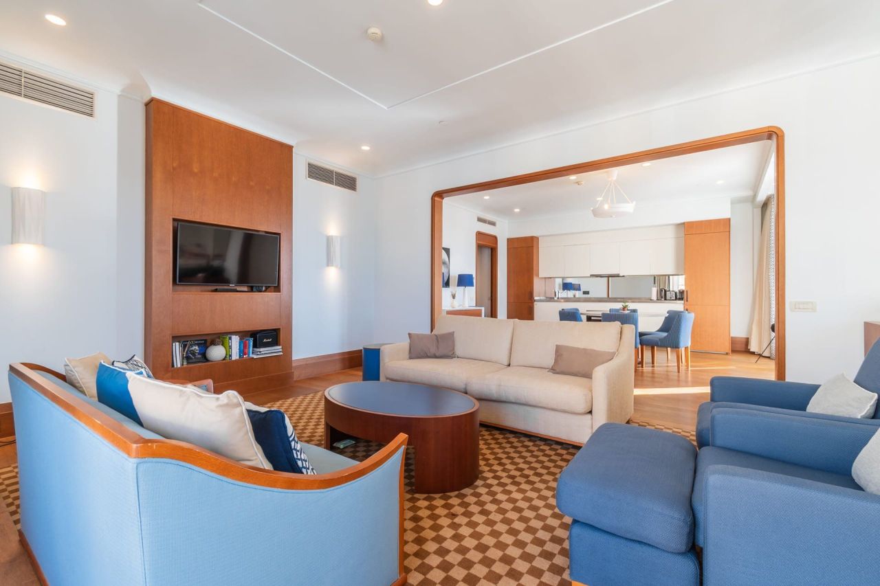 Апартаменты в Тивате, Черногория, 252 м² - фото 4