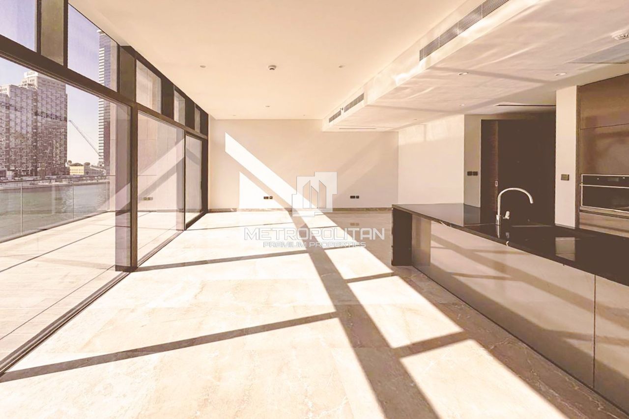 Бунгало в Дубае, ОАЭ, 209 м² - фото 1