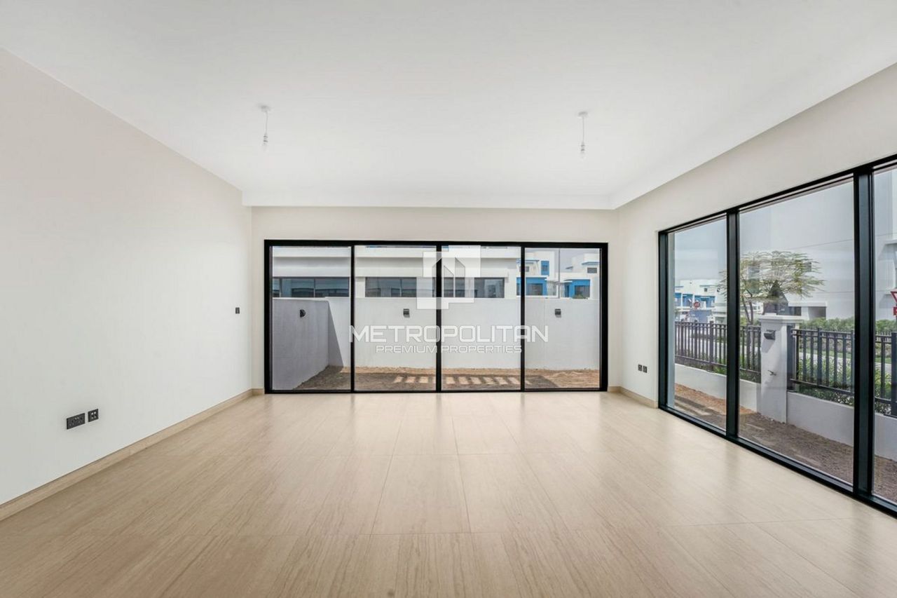 Таунхаус в Дубае, ОАЭ, 288 м² - фото 2