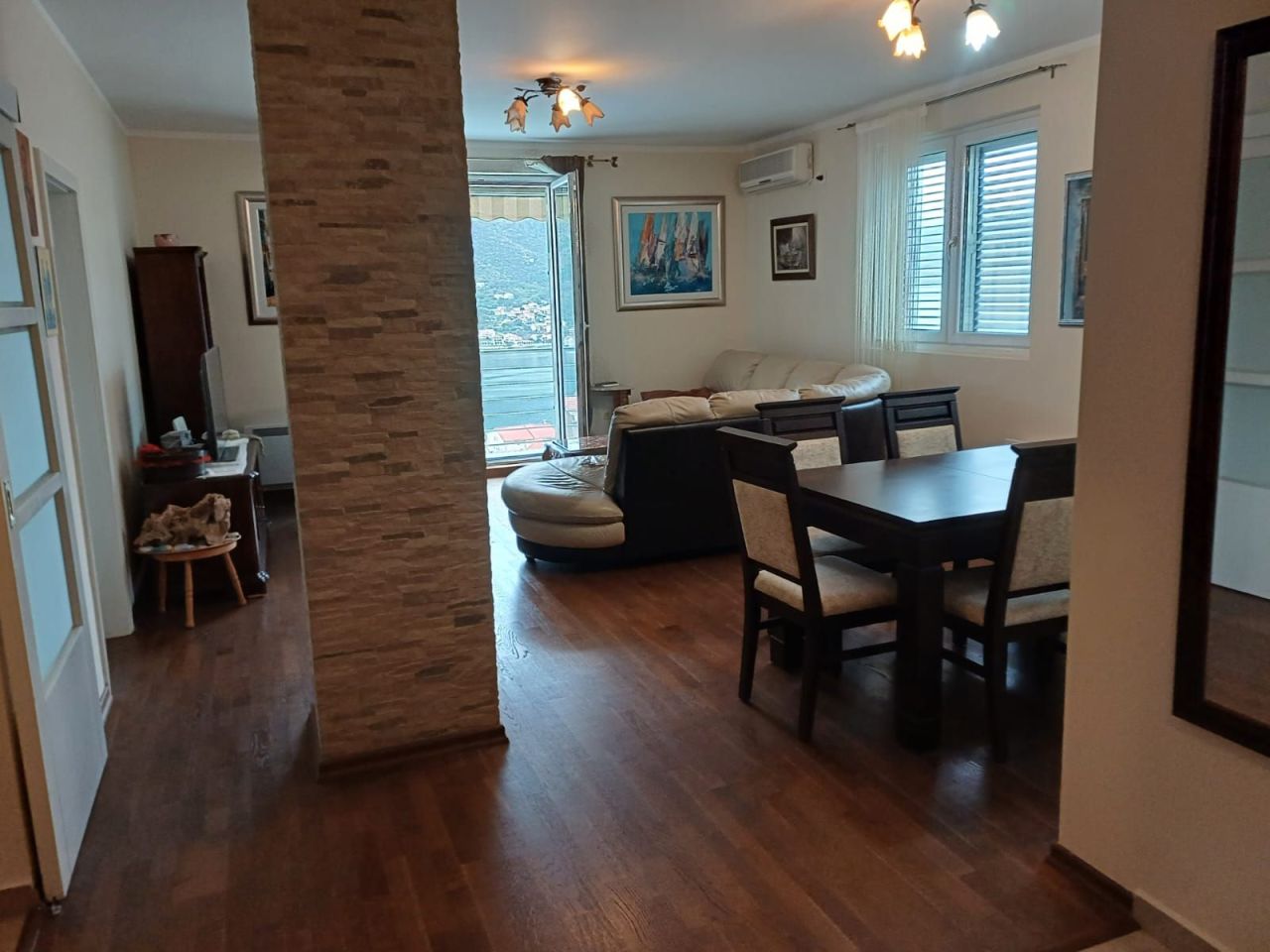 Квартира в Доброте, Черногория, 69 м² - фото 1