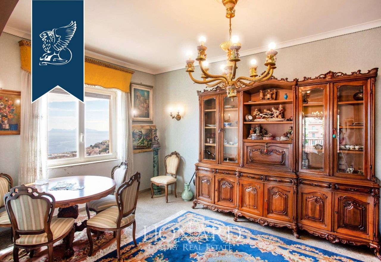 Апартаменты в Неаполе, Италия, 250 м² - фото 8