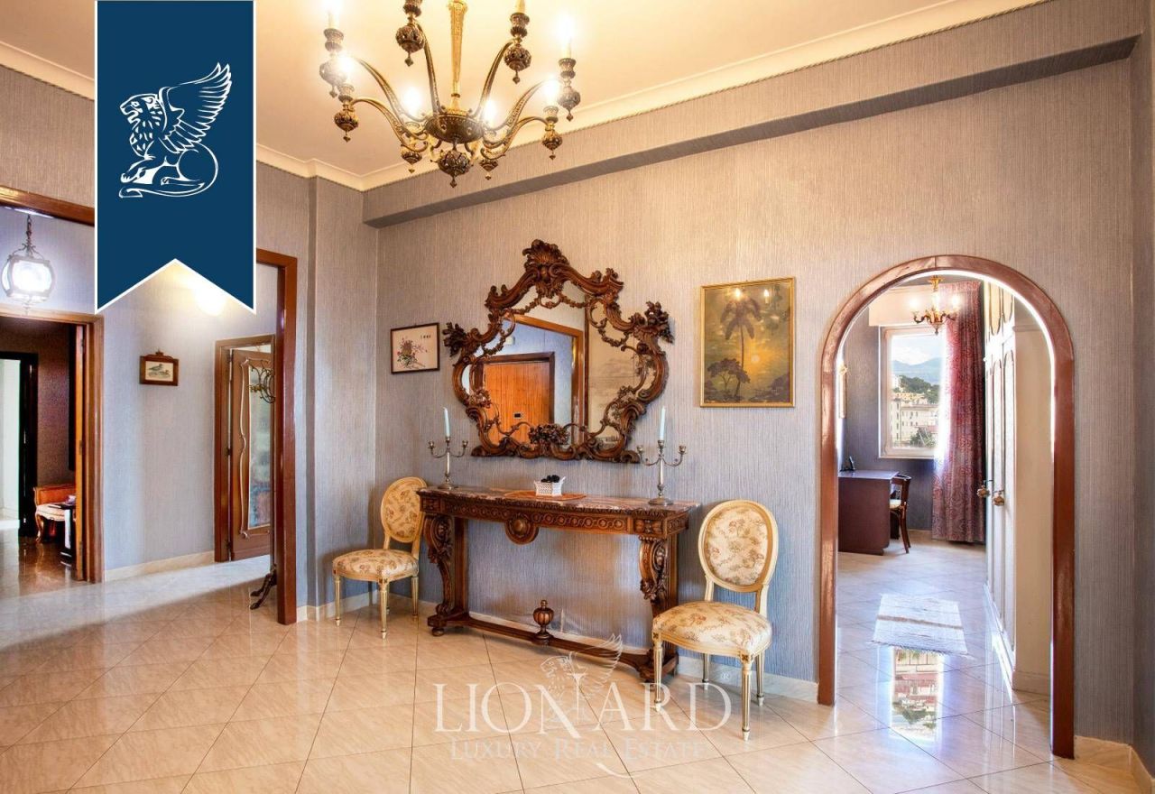 Апартаменты в Неаполе, Италия, 250 м² - фото 12