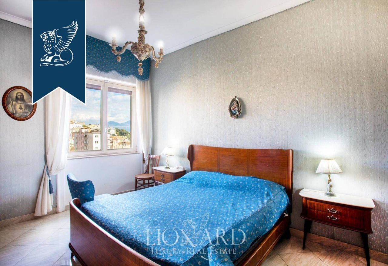 Апартаменты в Неаполе, Италия, 250 м² - фото 16