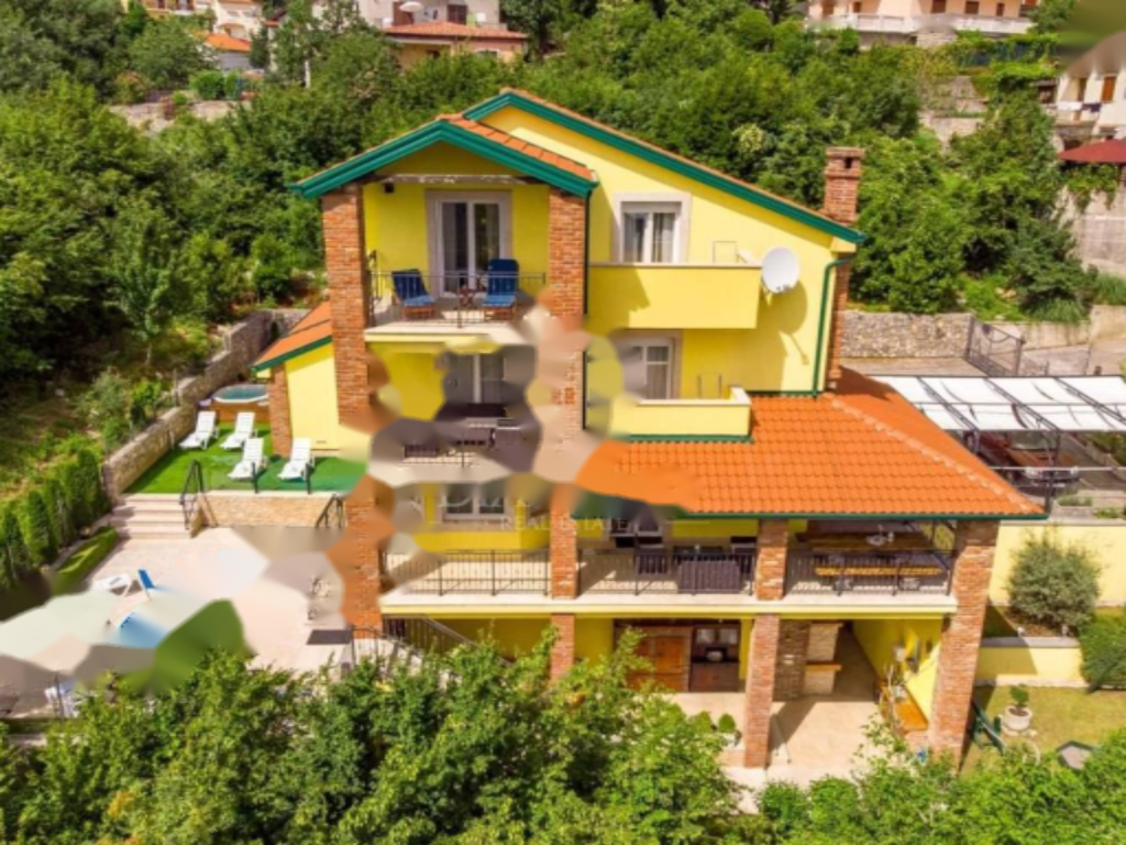 Дом в Опатии, Хорватия, 637 м² - фото 1