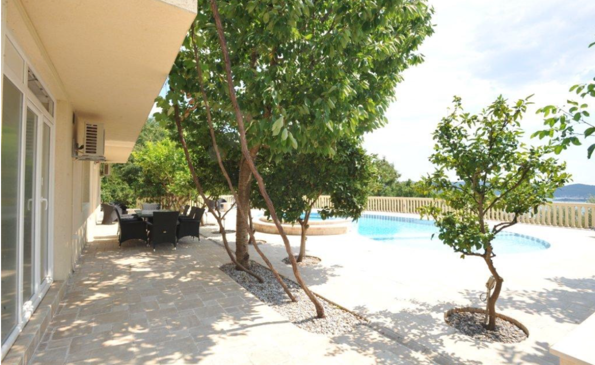 Дом в Тивате, Черногория, 264 м² - фото 5