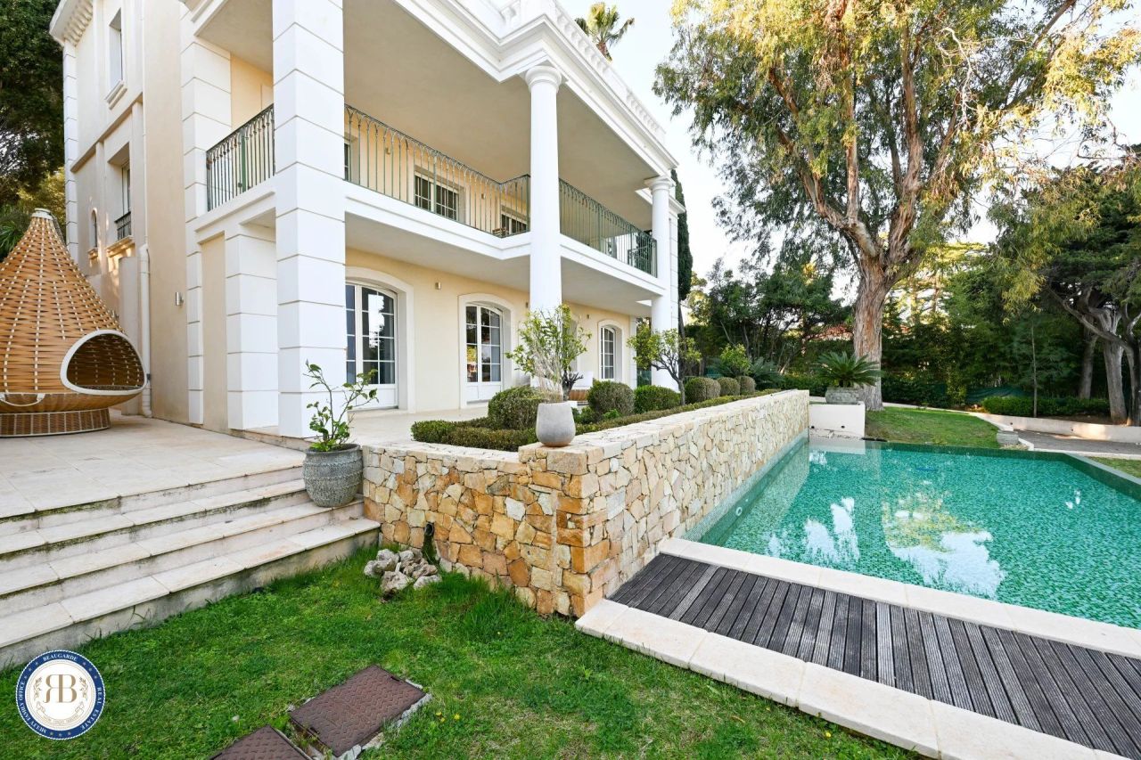 Квартира в Антибе, Франция, 230 м² - фото 3