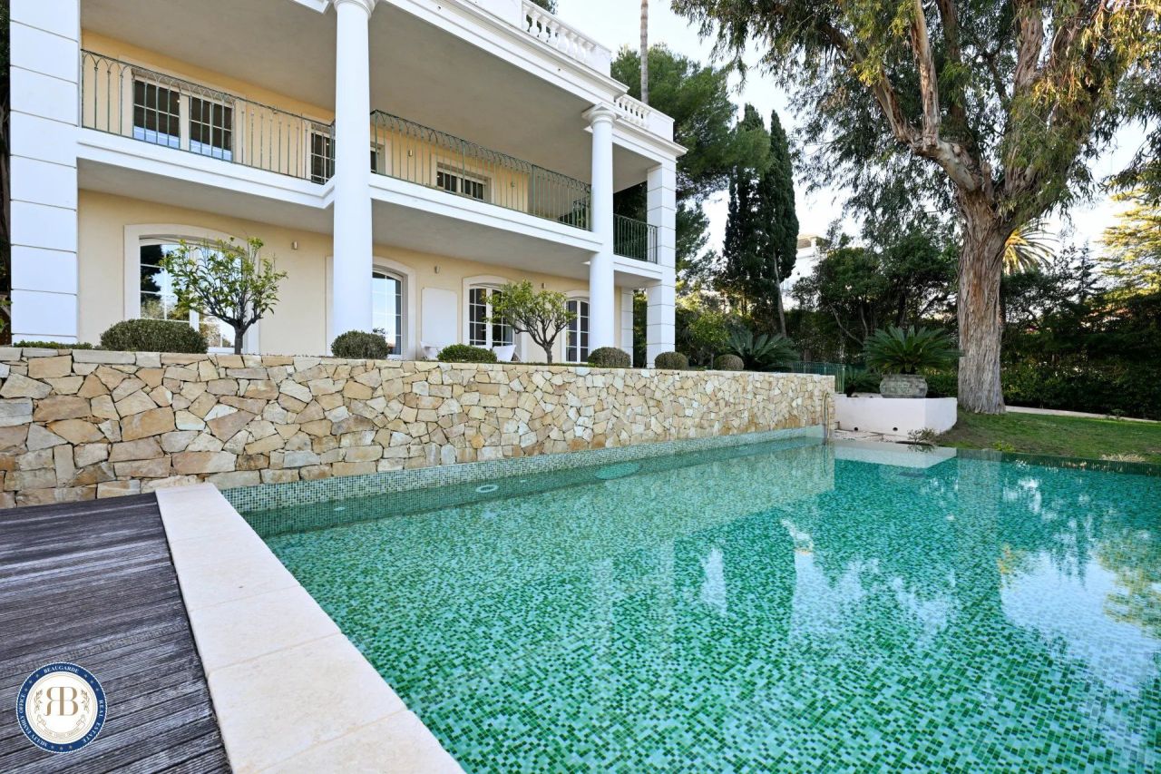 Квартира в Антибе, Франция, 230 м² - фото 5