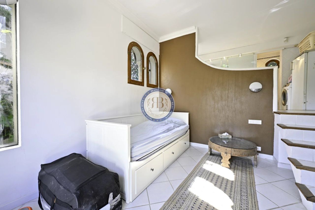 Квартира в Антибе, Франция, 120 м² - фото 13