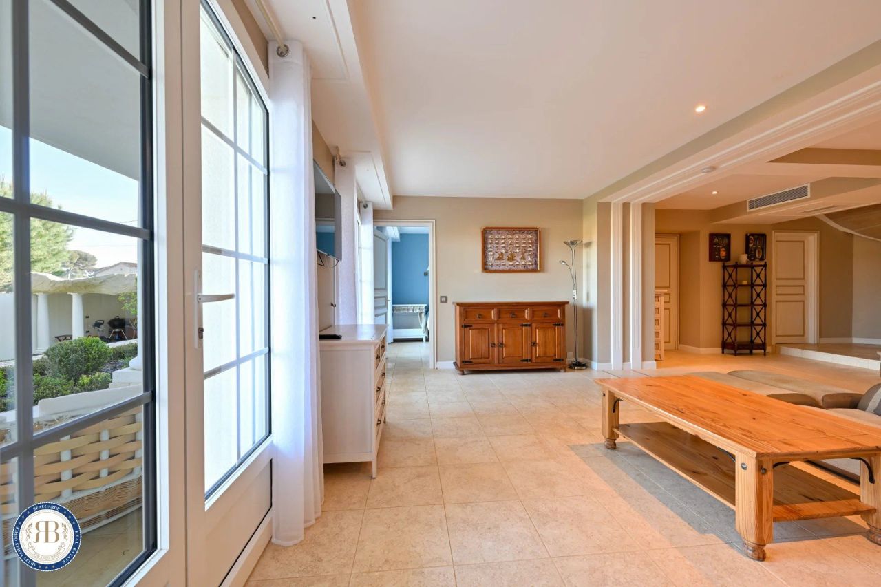 Квартира в Антибе, Франция, 230 м² - фото 17