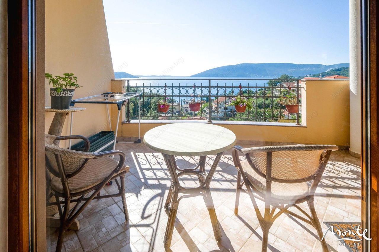 Апартаменты в Зеленике, Черногория, 78 м² - фото 11