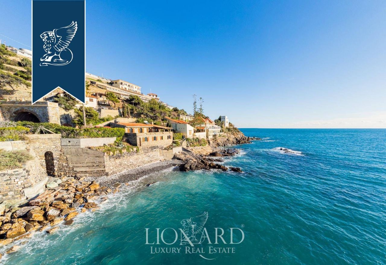 Вилла в Империи, Италия, 350 м² - фото 8