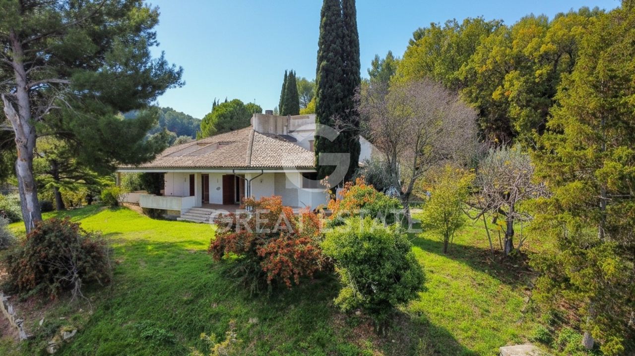 Вилла в Каннаре, Италия, 498.2 м² - фото 1