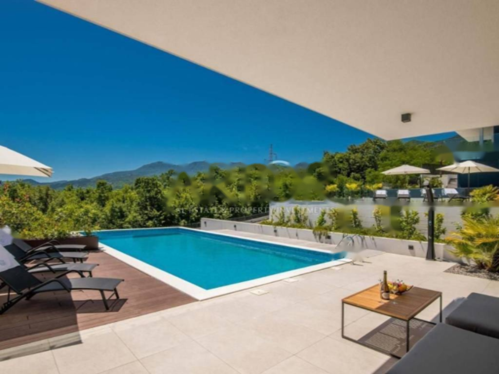 Дом в Опатии, Хорватия, 298 м² - фото 1