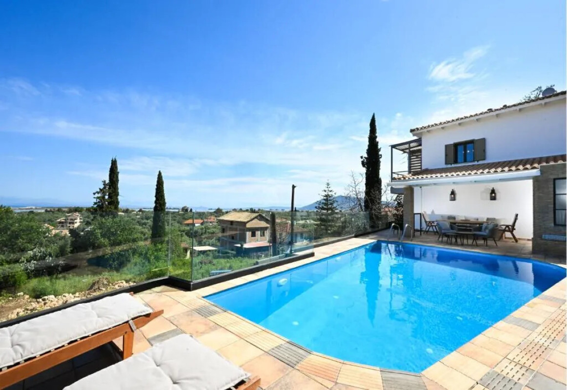 Дом на Ионических островах, Греция, 200 м² - фото 1