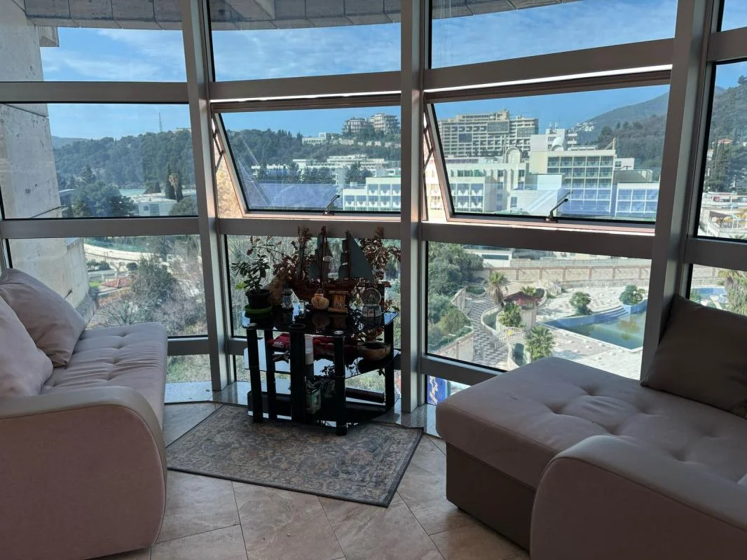 Квартира в Будве, Черногория, 71 м² - фото 1