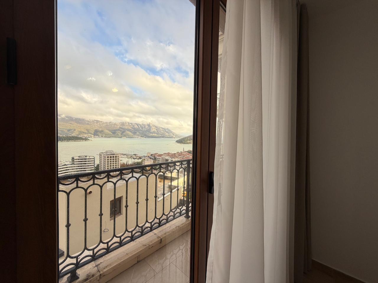 Квартира в Будве, Черногория, 54 м² - фото 11