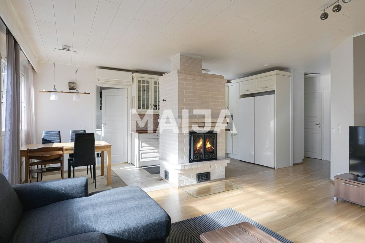 Квартира в Вантаа, Финляндия, 77 м² - фото 1