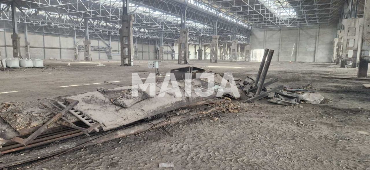 Офис Роман, Румыния, 205 282 м² - фото 12