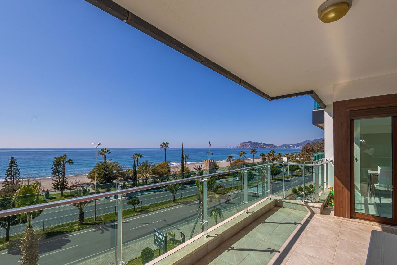 Апартаменты в Алании, Турция, 160 м² - фото 12